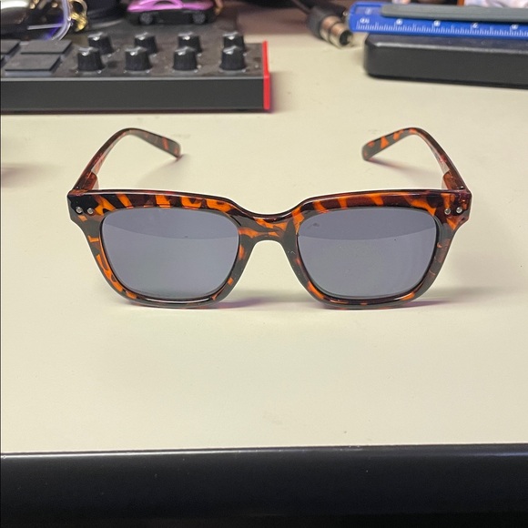 Tortoise Shell Sunglasses - Picture 2 of 5